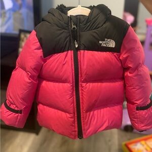Infant/toddler Pink/Black North Face 12-18months runs big